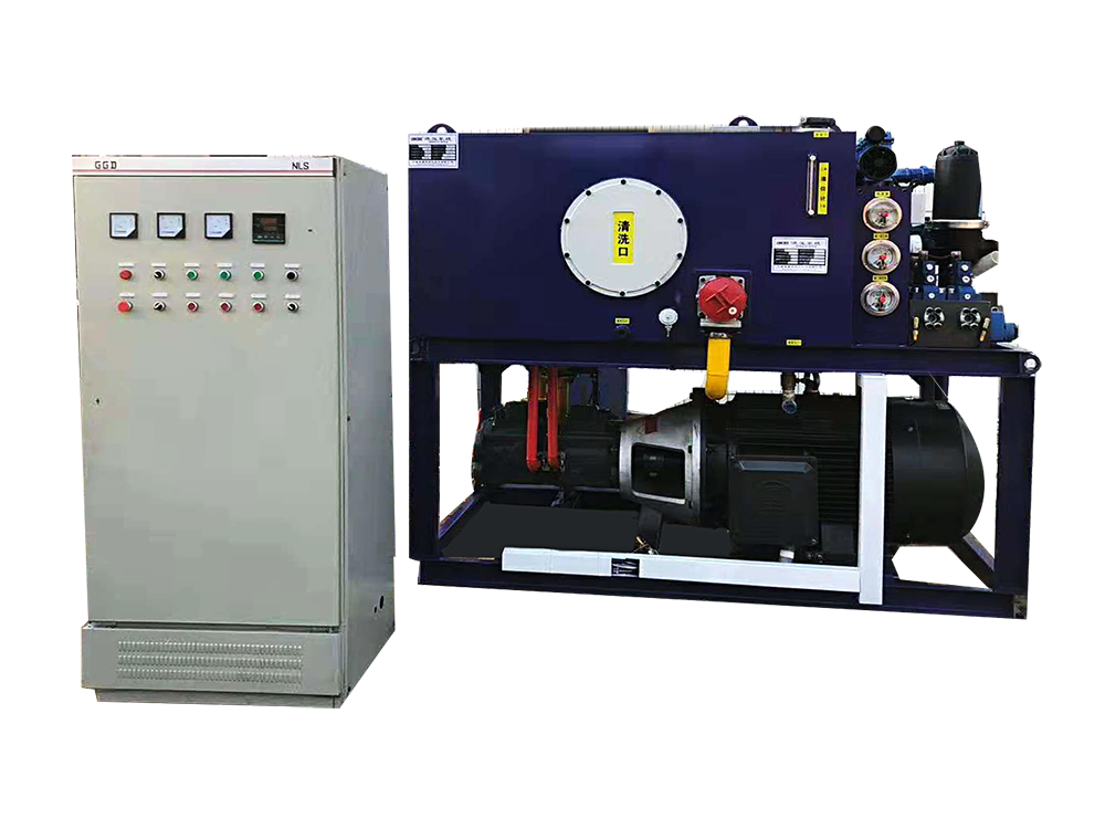 leyu乐鱼体育在线注册登录:网红爸妈泳池直播庆功盖板打开瞬间千万粉丝看到了水底泡发的我